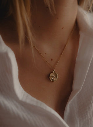 A Worshipping People Necklace